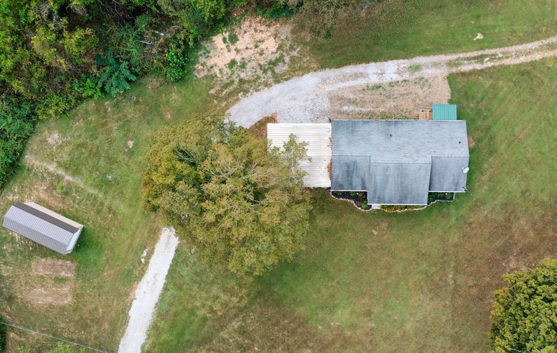 359 - 363 Offutt Spur Rd, Rocky Top, TN 37769
