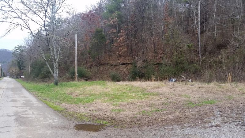 359 Massengill Springs Rd, Harriman, TN 37748