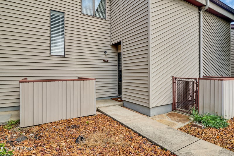 36 Lakeshore Ter #15, Crossville, TN 38558