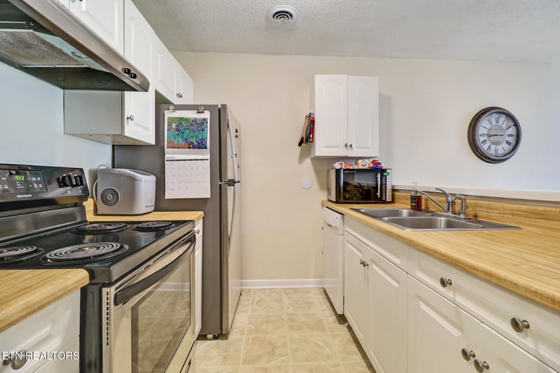 36 Lakeshore Ter #15, Crossville, TN 38558