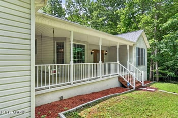 36 Point Pl, Monterey, TN 38574