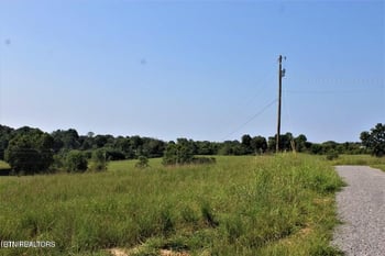 360 - 372 Oakland Rd, Sweetwater, TN 37874