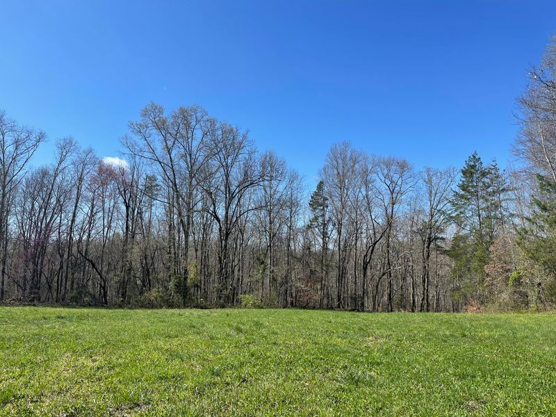 360 Heiskell Rd, Heiskell, TN 37754