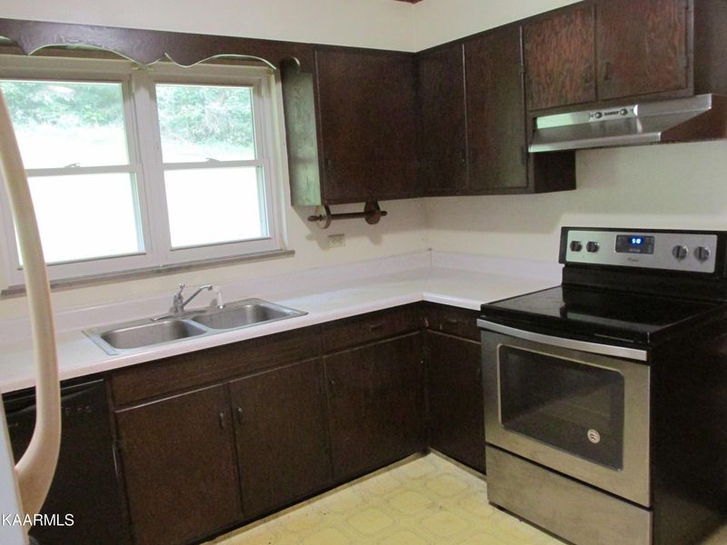36005 Highway 72n Rd, Loudon, TN 37774