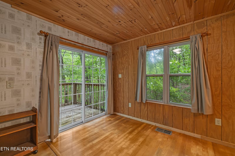 3602 Locust Ridge Rd, Pigeon Forge, TN 37876