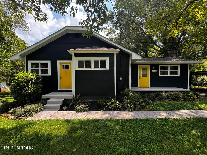 3606 Delrose Dr, Knoxville, TN 37914