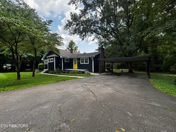 3606 Delrose Dr, Knoxville, TN 37914