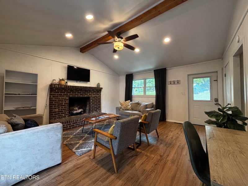 3606 Delrose Dr, Knoxville, TN 37914