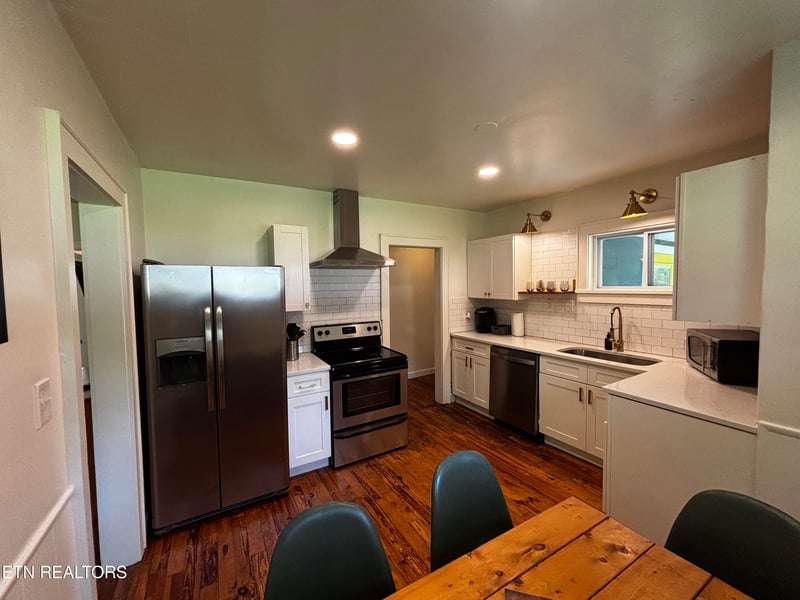 3606 Delrose Dr, Knoxville, TN 37914