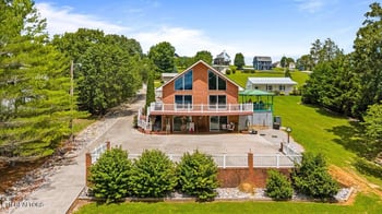 361 Cape Russell Rd, Sharps Chapel, TN 37866