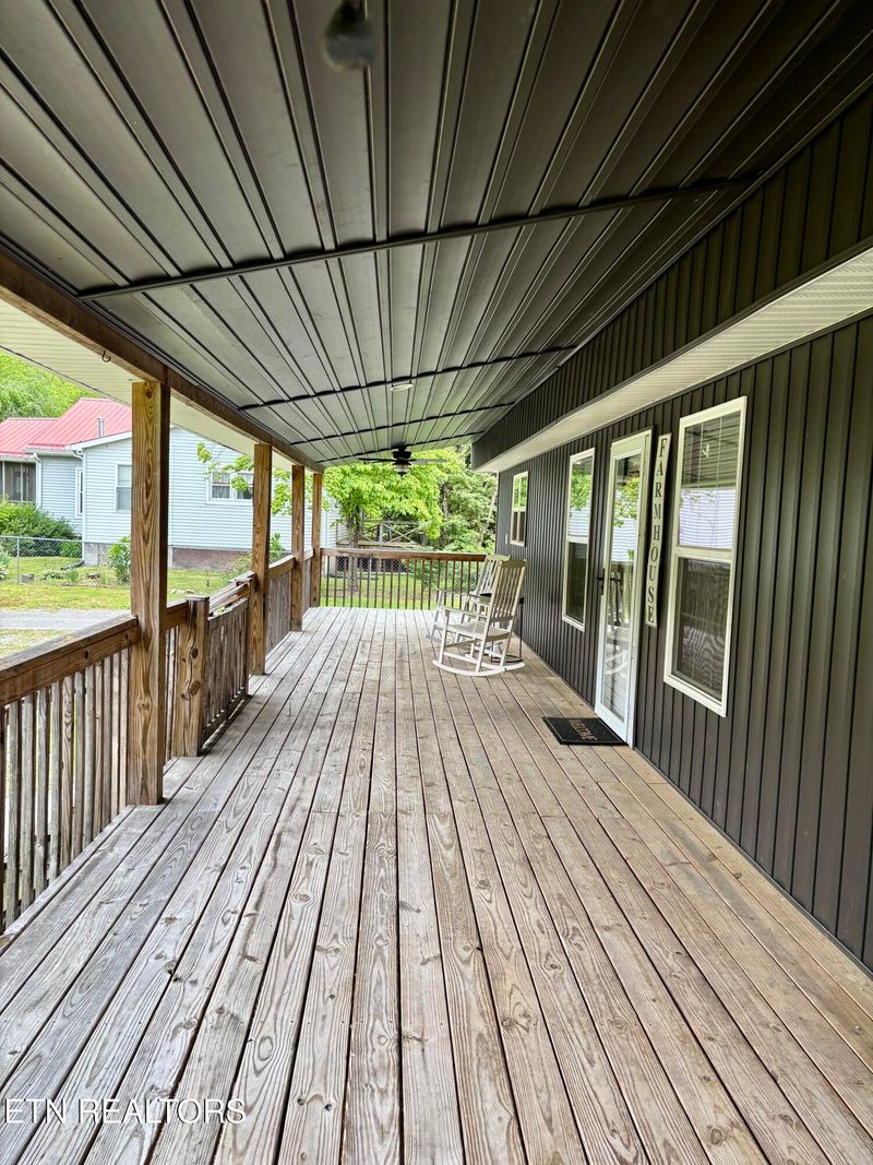 361 Cotula Rd, Duff, TN 37729