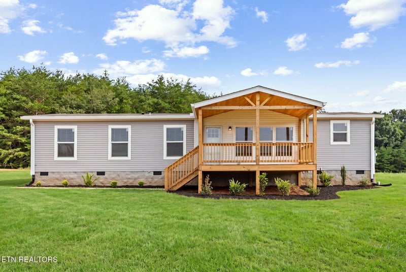 361 County Road 784a, Etowah, TN 37331