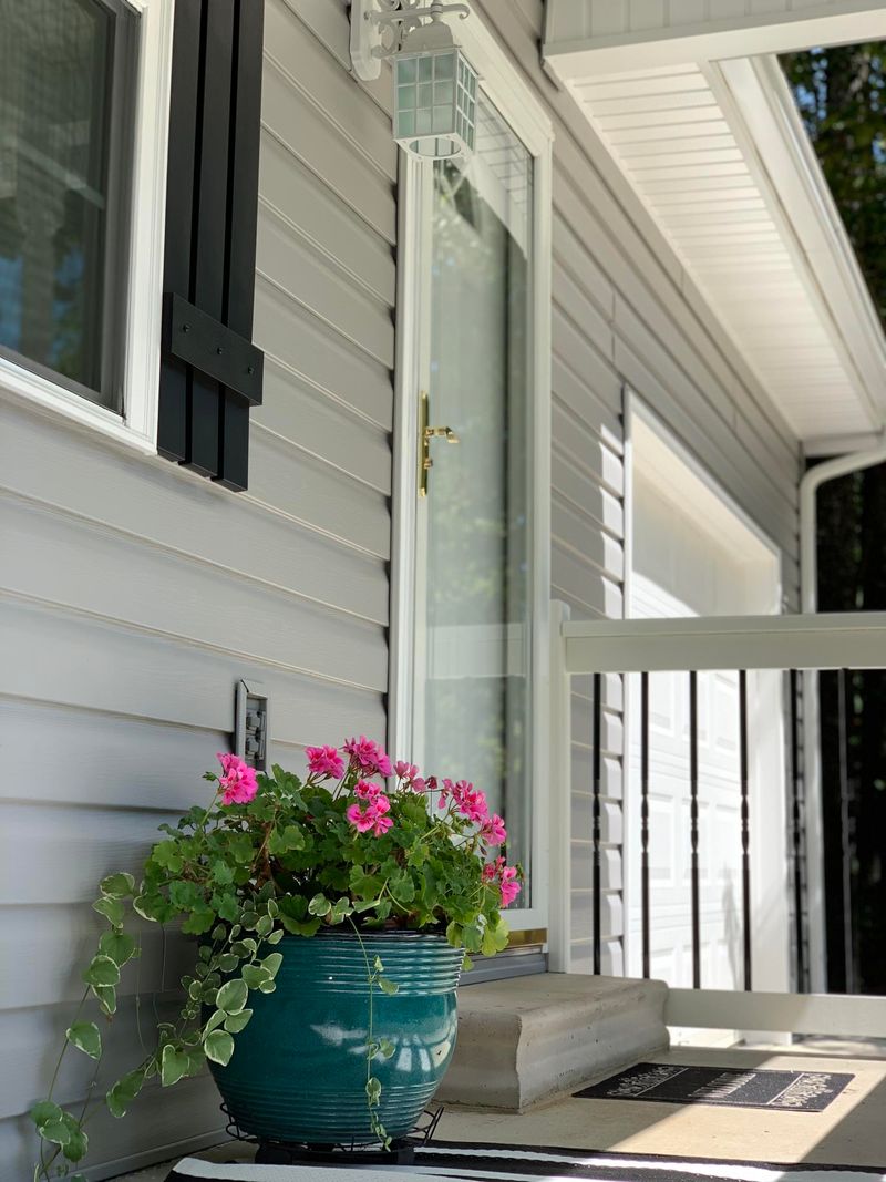 361 Lakeview Dr, Fairfield Glade, TN 38558