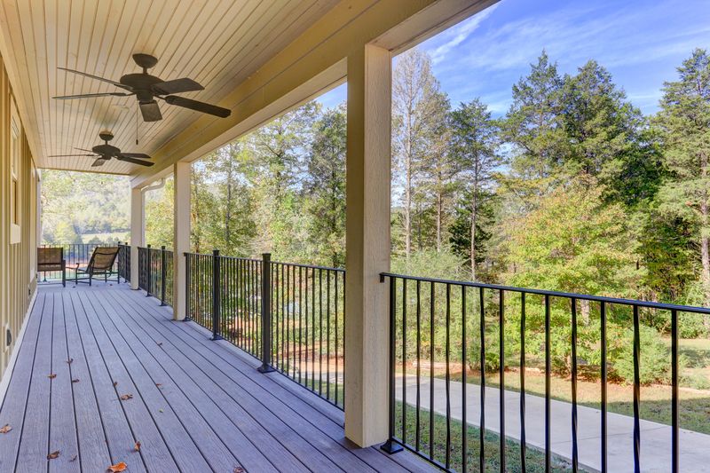 361 Old Leadmine Bend Rd, Sharps Chapel, TN 37866
