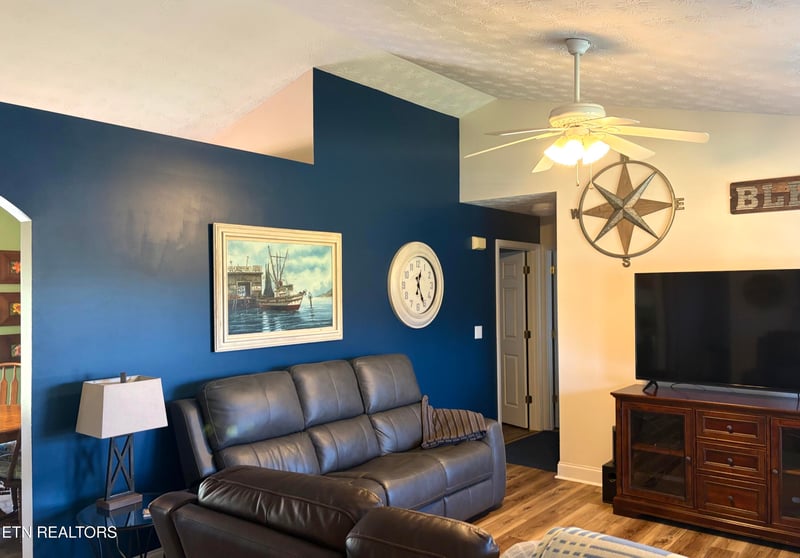 3610 Audrey Jo Ln, Sevierville, TN 37876