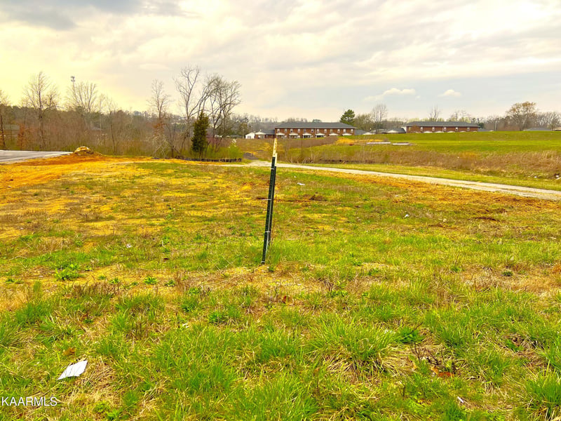 3610 Highway 411, Madisonville, TN 37354