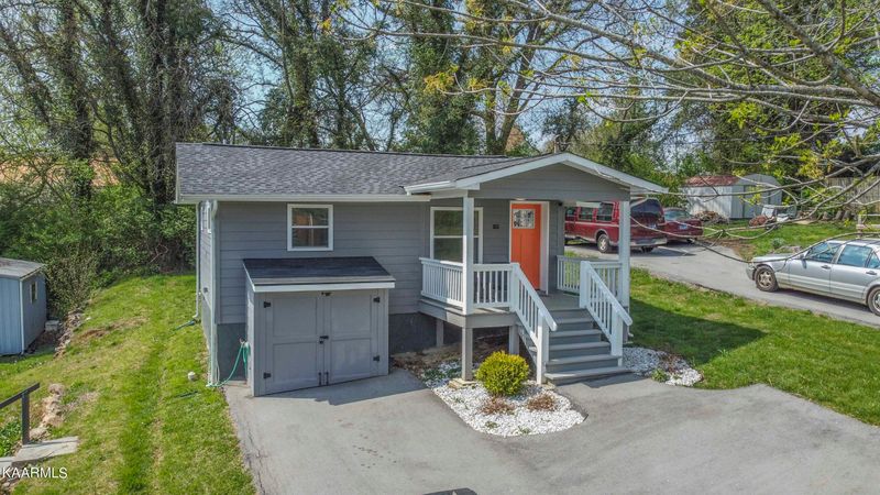 3613 Sevier Heights Rd, Knoxville, TN 37920