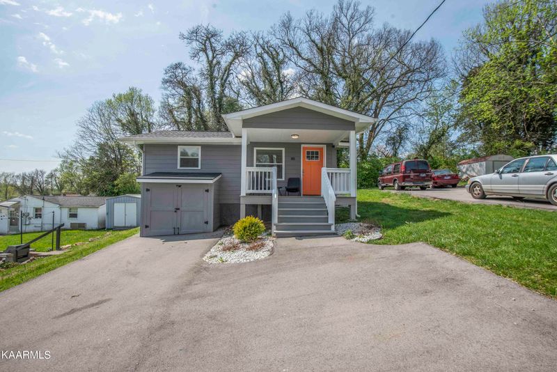 3613 Sevier Heights Rd, Knoxville, TN 37920