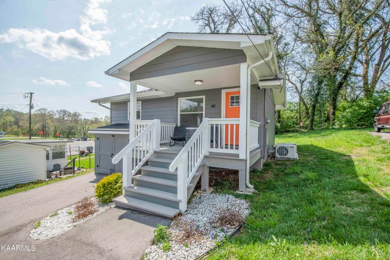 3613 Sevier Heights Rd, Knoxville, TN 37920