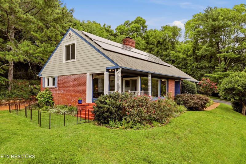 3617 Blow Dr, Knoxville, TN 37920
