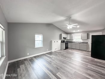 3619 Mcdonald Dr, Knoxville, TN 37914