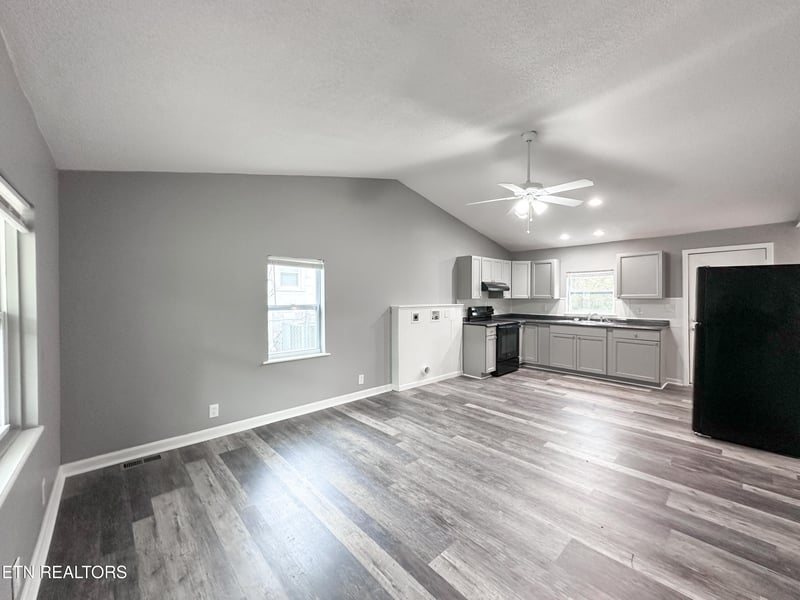 3619 Mcdonald Dr, Knoxville, TN 37914