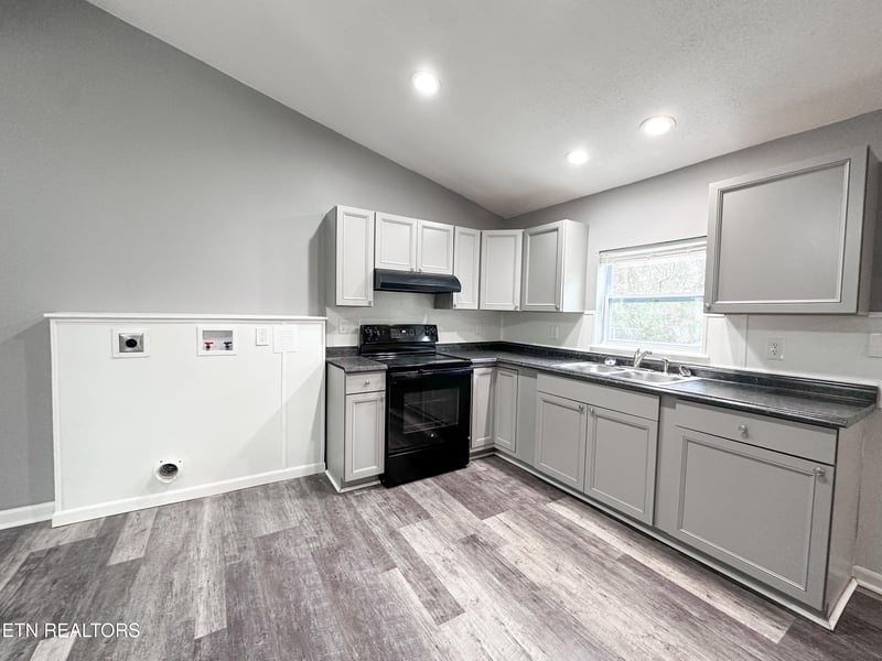 3619 Mcdonald Dr, Knoxville, TN 37914
