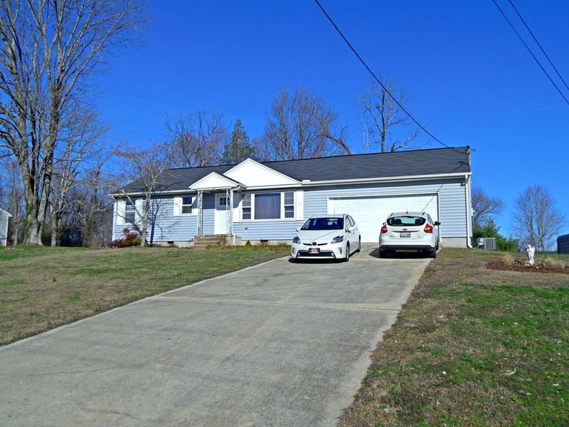 362 Skyline View Ln, Kingston, TN 37763