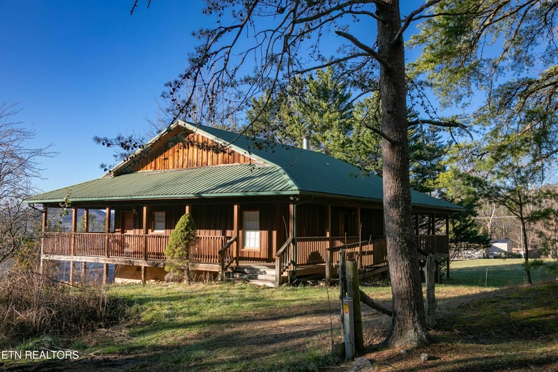 3624 Katy Hollar Rd, Sevierville, TN 37862