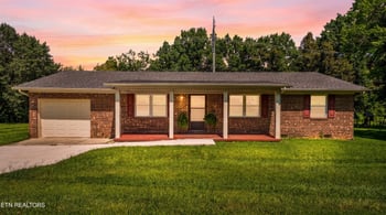3625 N Fountaincrest Dr, Knoxville, TN 37918