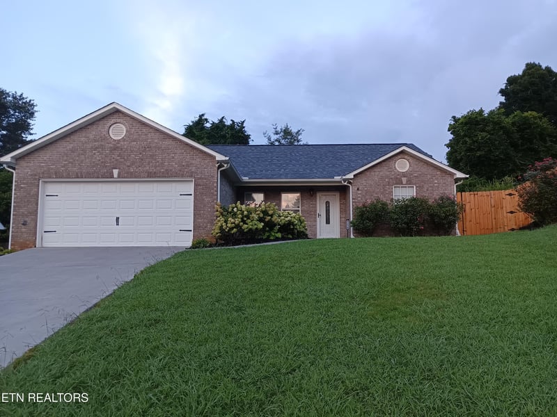 3629 Aztec Ln, Knoxville, TN 37931