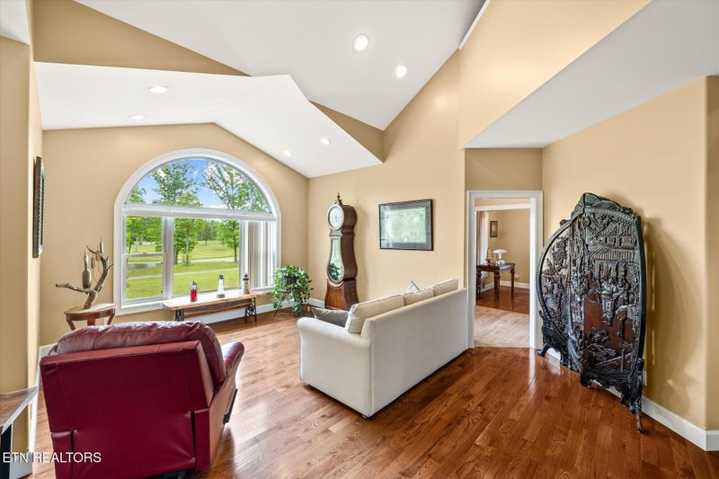 363 Bluff View Loop, Crossville, TN 38571