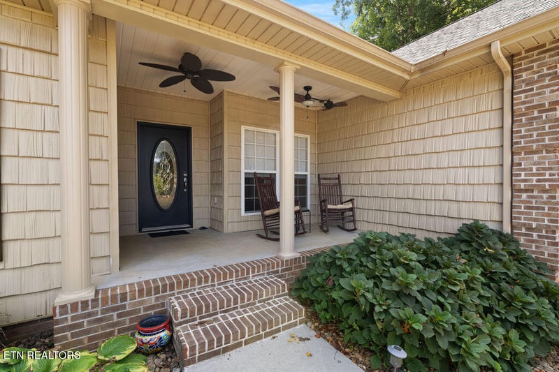 363 Cheestana Way, Loudon, TN 37774
