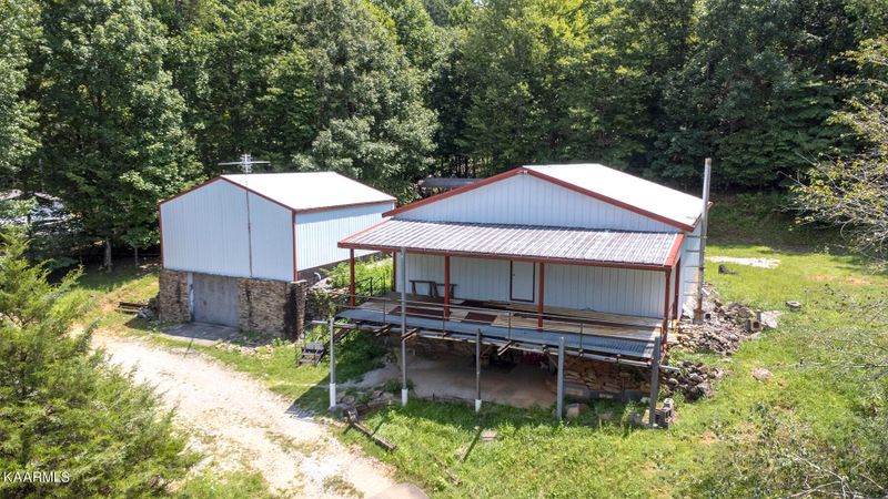 363 Granite Rd, Clinton, TN 37716