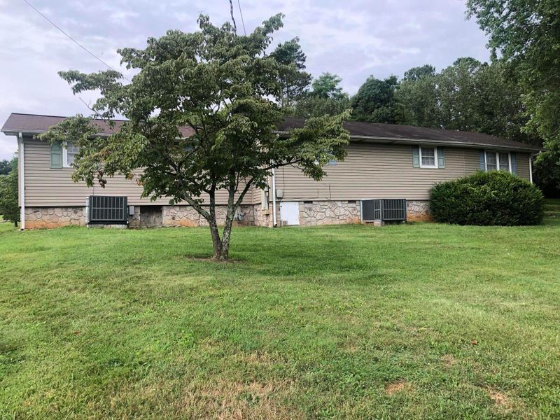 3630 Cunningham Rd, Knoxville, TN 37918