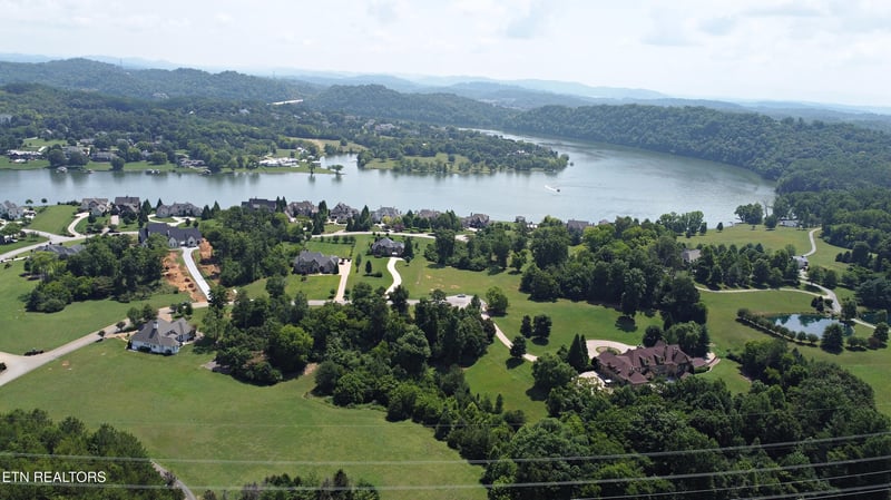 3630 Lashbrooke Way, Louisville, TN 37777