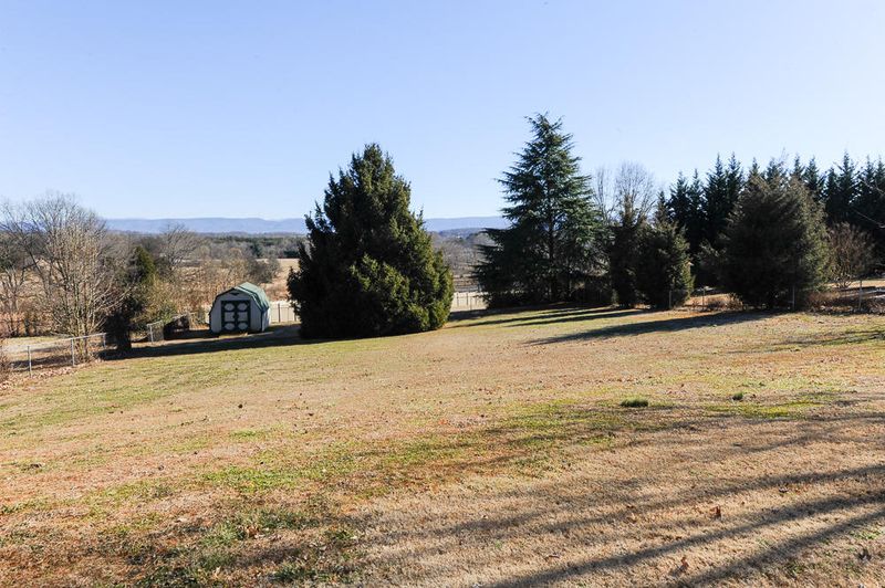 3632 Southfork Pl, Maryville, TN 37801