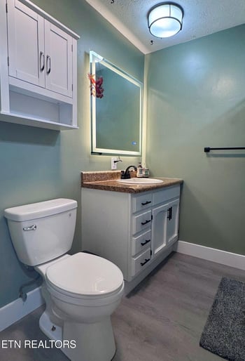 3633 Southfork Pl, Maryville, TN 37801