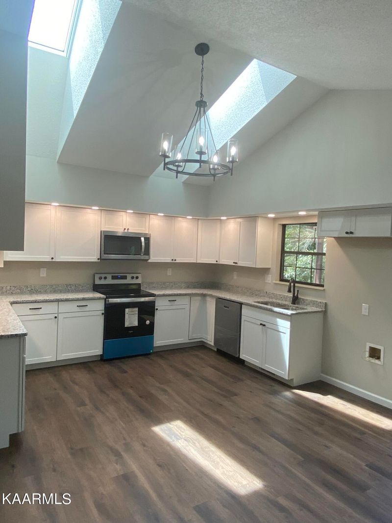3636 Huffs Ferry Rd, Loudon, TN 37774