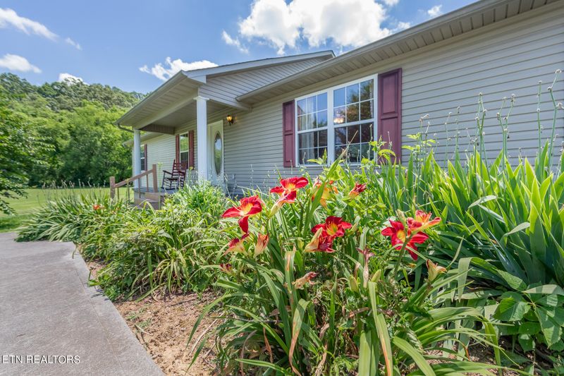3637 Audrey Jo Ln, Sevierville, TN 37876
