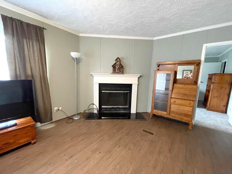 3637 Division St, Knoxville, TN 37919