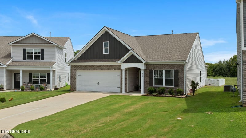364 Cedar Park Dr, Loudon, TN 37774