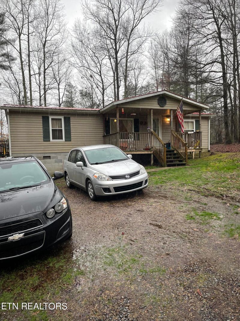 364 Corbin Hill Rd, Oliver Springs, TN 37840