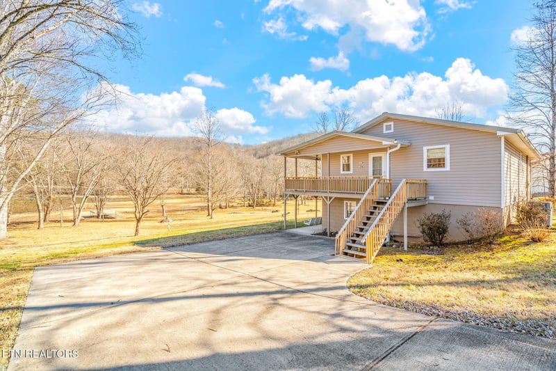 364 Dean Dr, Ten Mile, TN 37880