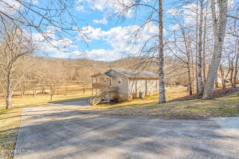 364 Dean Dr, Ten Mile, TN 37880
