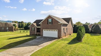 364 Lee Lambert Rd, Maryville, TN 37803