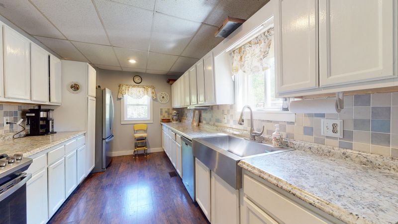 364 Mill Creek Rd, Sunbright, TN 37872