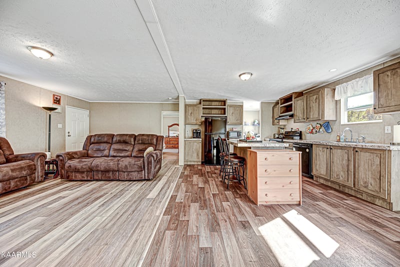 364 Rankin Chapel Rd, Oakdale, TN 37829