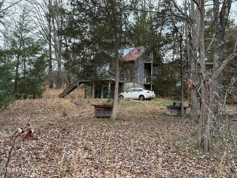 364 Shady Grove Rd, Lancing, TN 37770