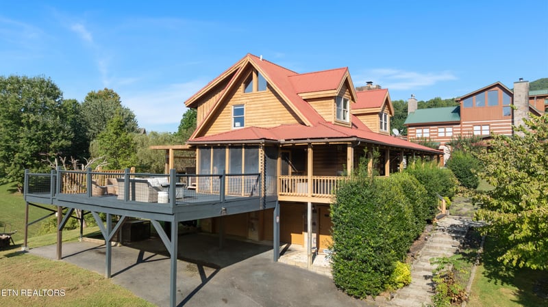 3640 Sugar Tree Dr, Sevierville, TN 37862